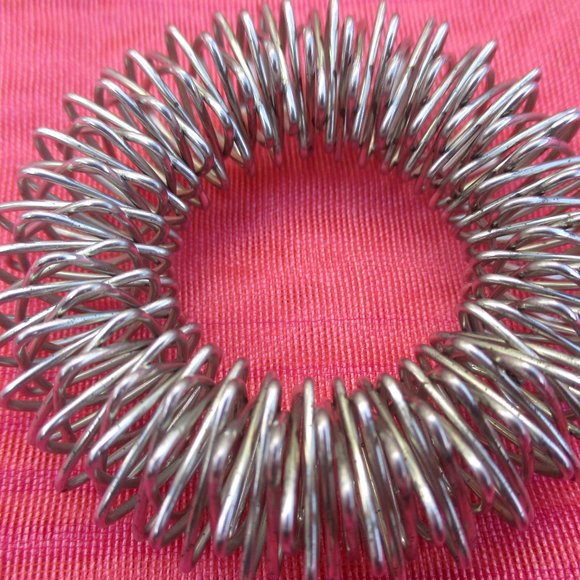 Acupressure ring for reflex point , hand and finger - Picture 6 of 8